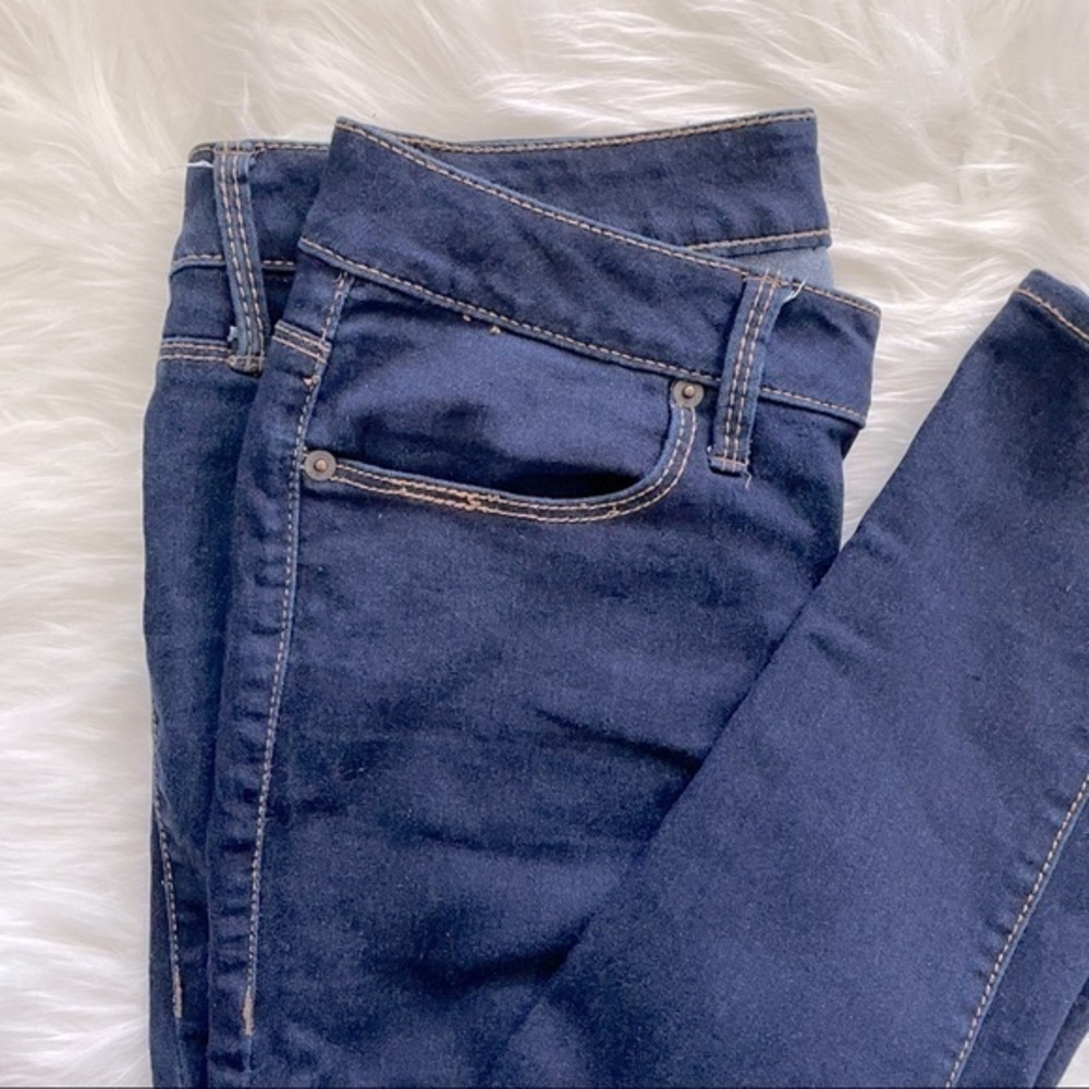 No Boundaries Blue Jeans - Picture 3 of 8